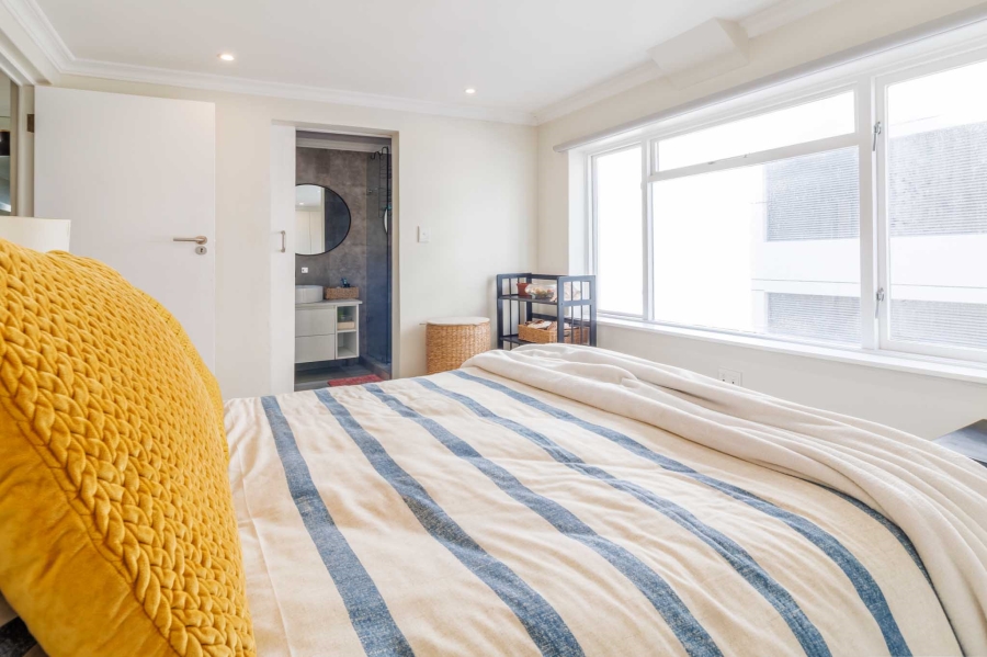 To Let 2 Bedroom Property for Rent in Sea Point Western Cape